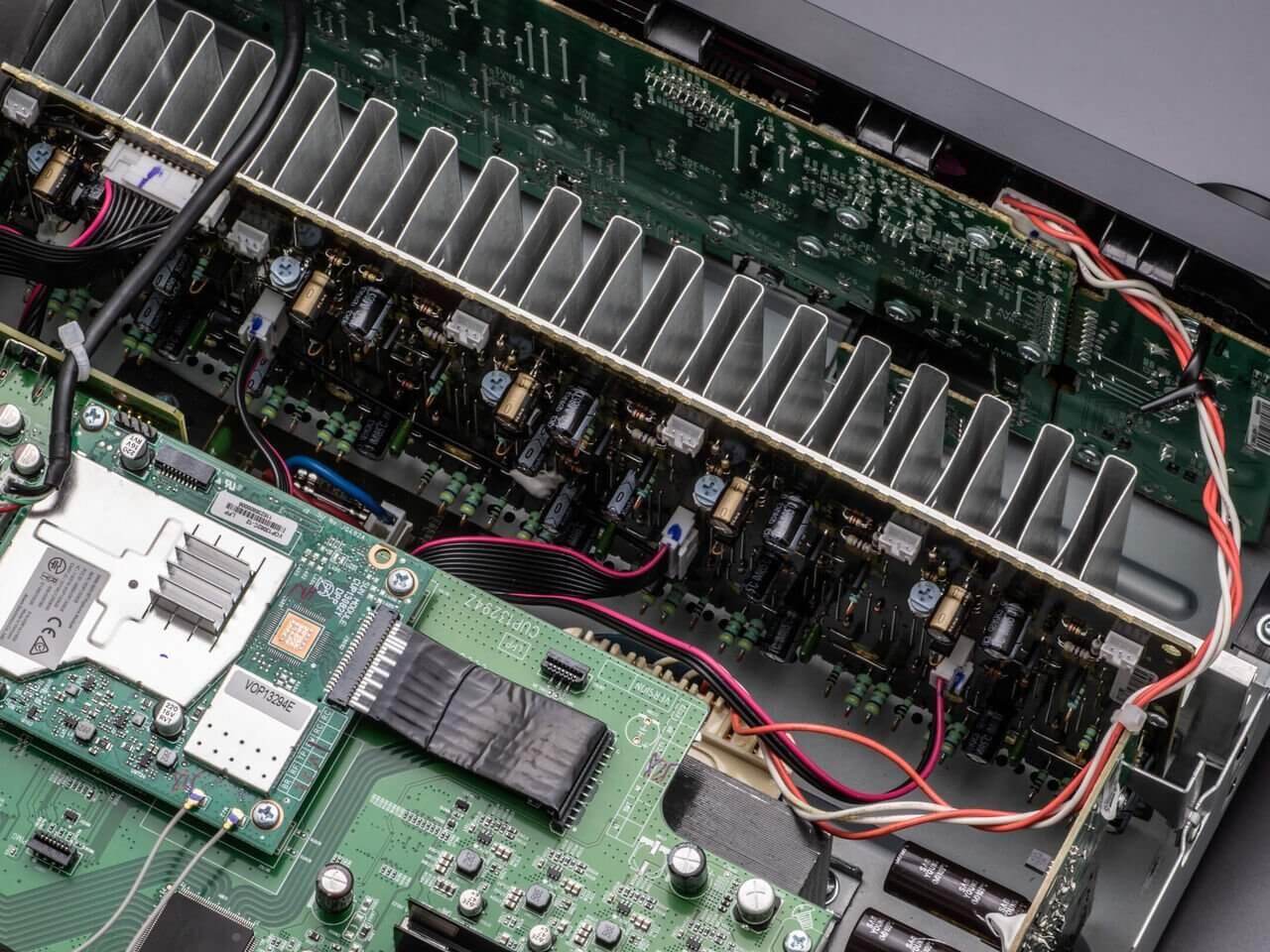 AVR-X2800H - Qoratech