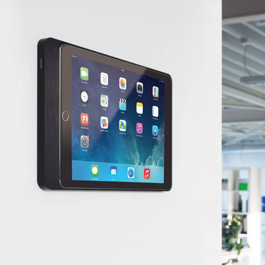 Eve wall mount for iPad - brushed black