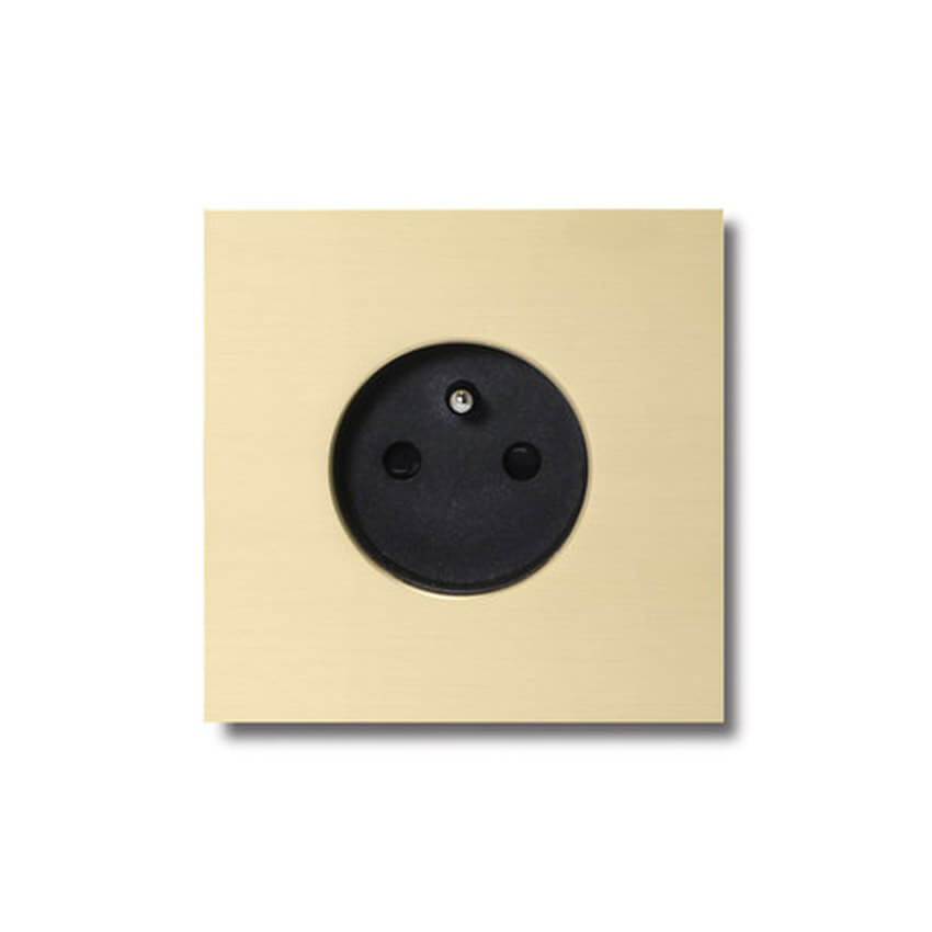 Power outlet - brushed brass - 1-gang