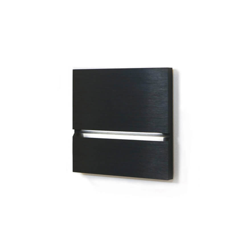 Via walkway light - brushed black